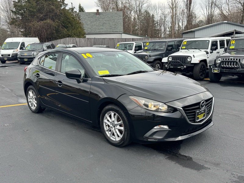 2014 Mazda Mazda3 Touring photo 2