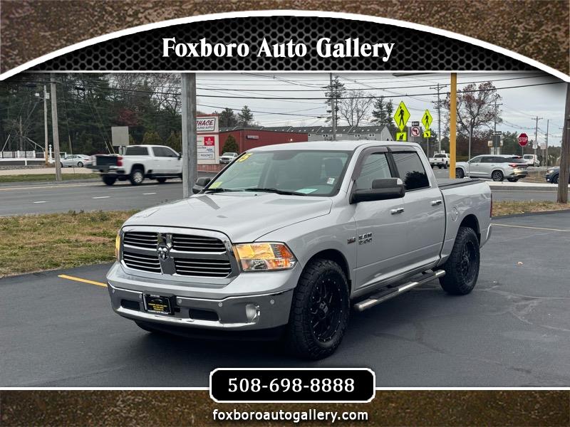 2015 RAM 1500 SLT Crew Cab SWB 4WD