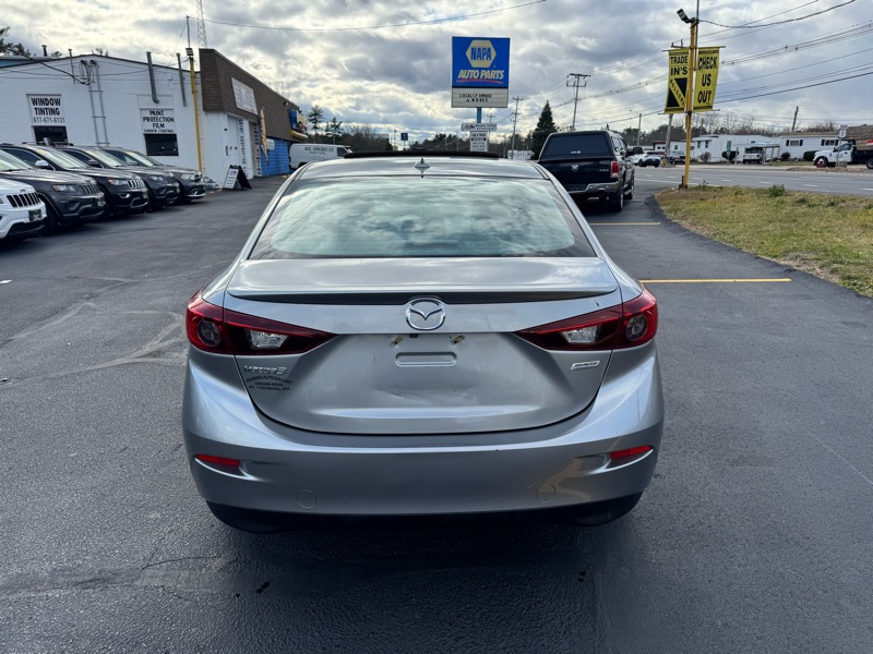 Mazda MAZDA3 I Grand Touring MT 4-Door 2014