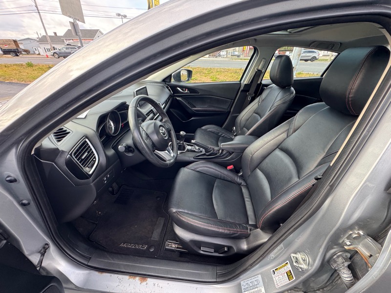 Mazda MAZDA3 I Grand Touring MT 4-Door 2014