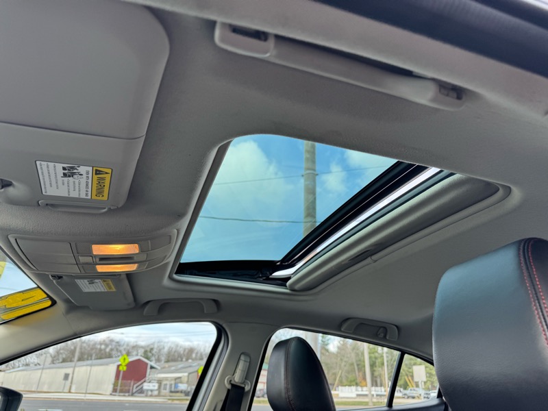 Mazda MAZDA3 I Grand Touring MT 4-Door 2014