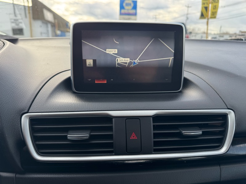 Mazda MAZDA3 I Grand Touring MT 4-Door 2014