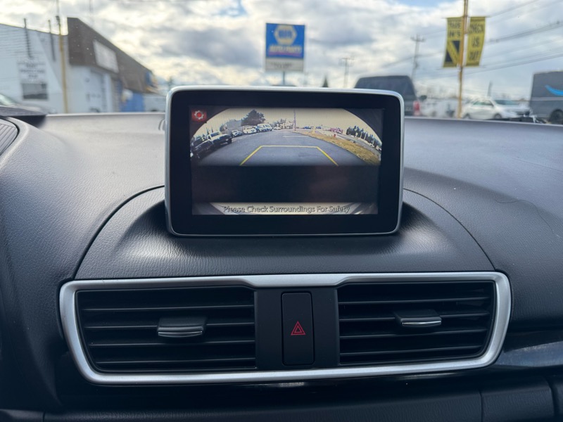 Mazda MAZDA3 I Grand Touring MT 4-Door 2014