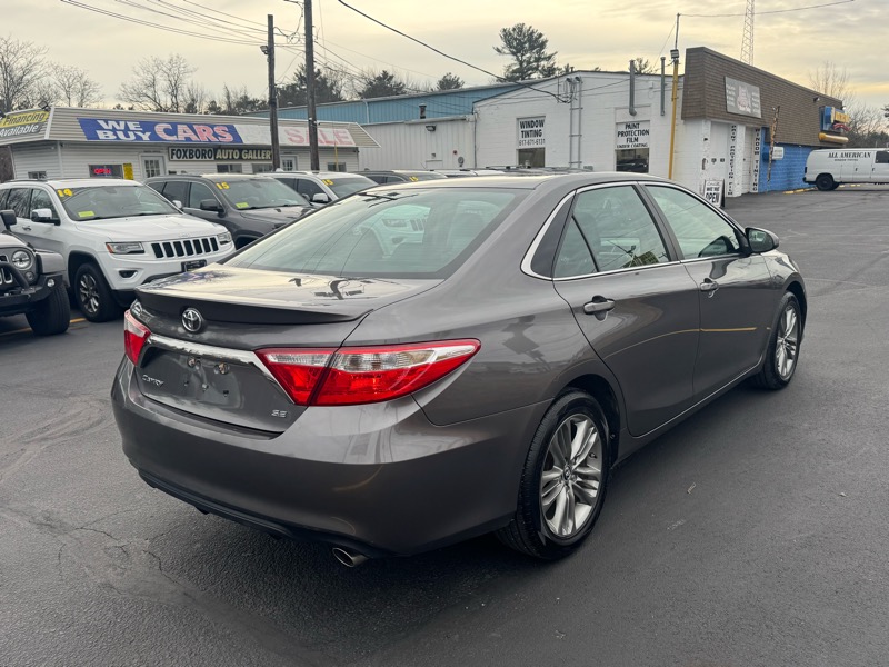 Toyota Camry SE 2015