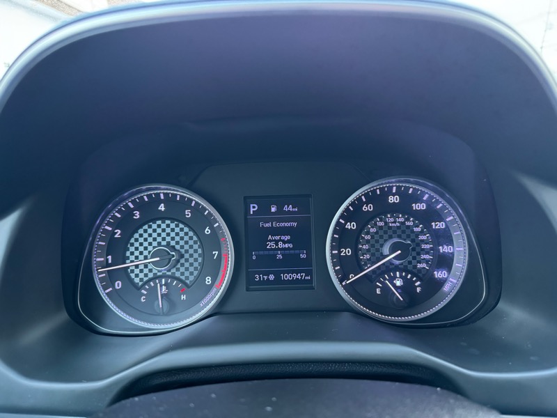 Hyundai Elantra SE 6AT 2020