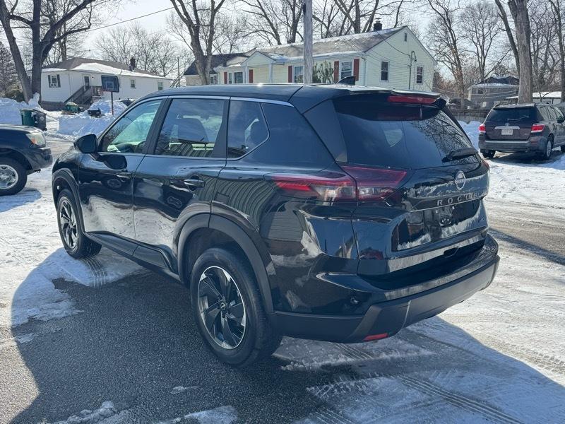 Nissan Rogue SV AWD 2025