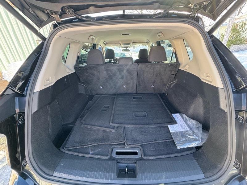 Nissan Rogue SV AWD 2025