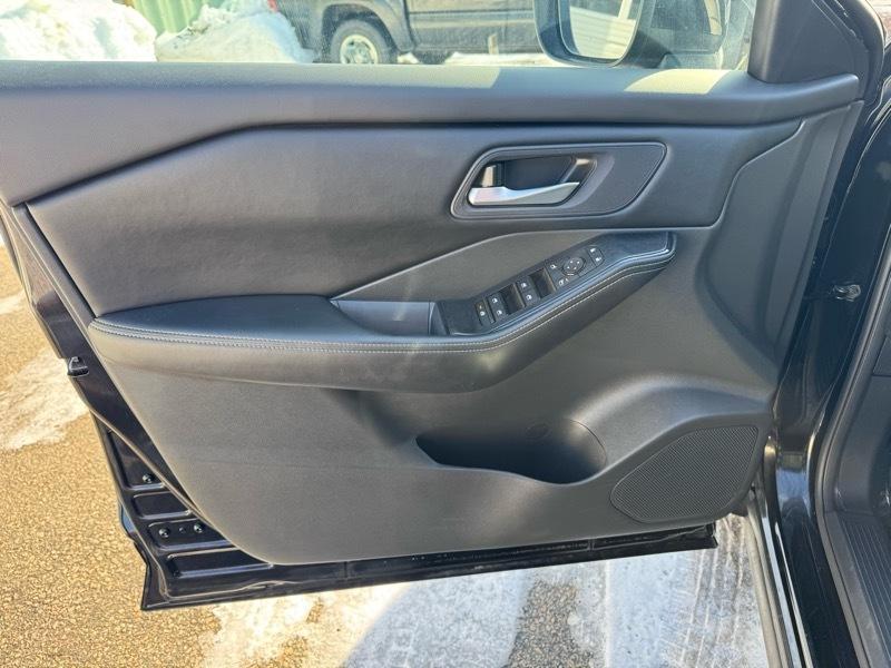 Nissan Rogue SV AWD 2025