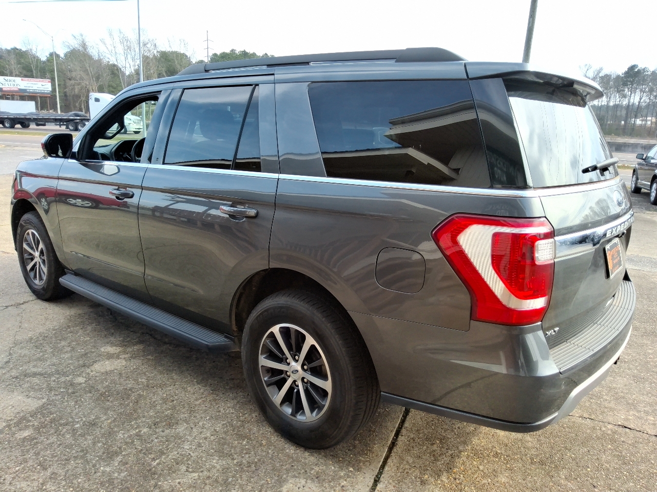 Ford Expedition XLT 2020