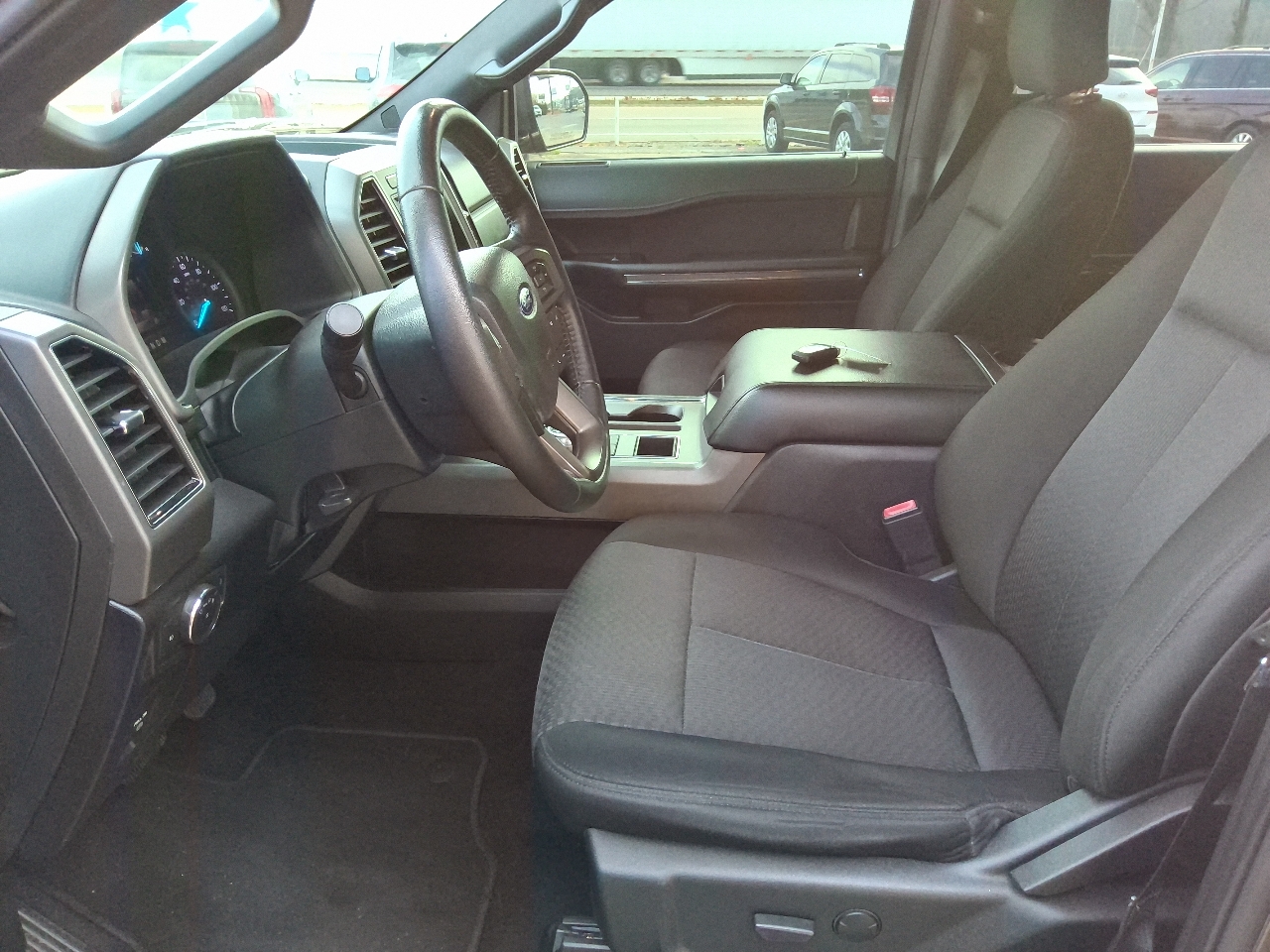 Ford Expedition XLT 2020