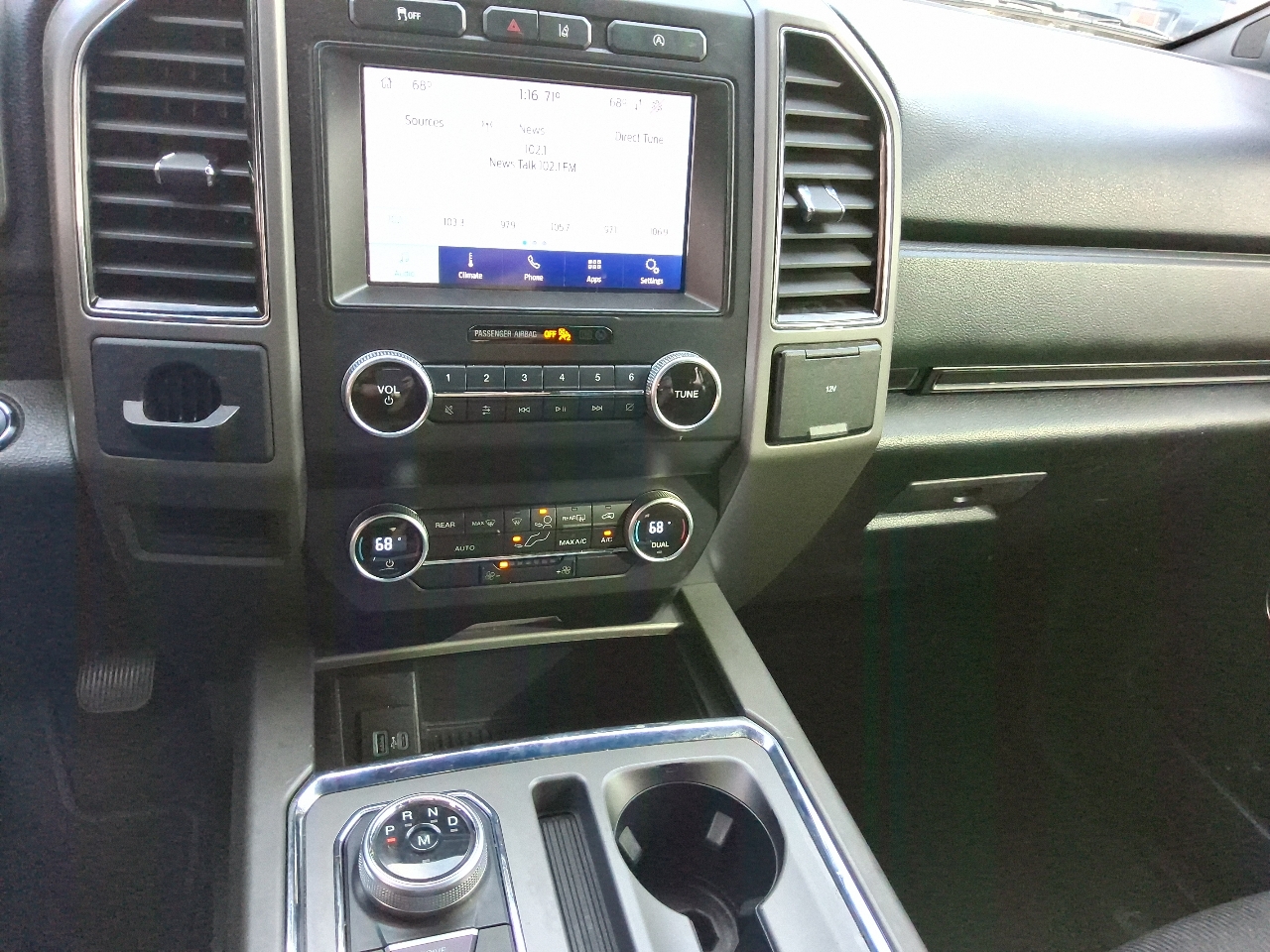 Ford Expedition XLT 2020