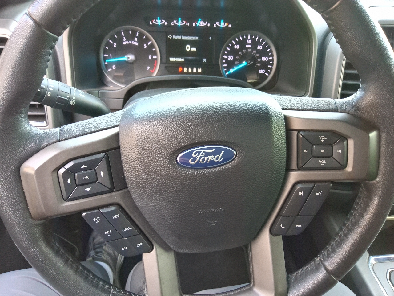 Ford Expedition XLT 2020