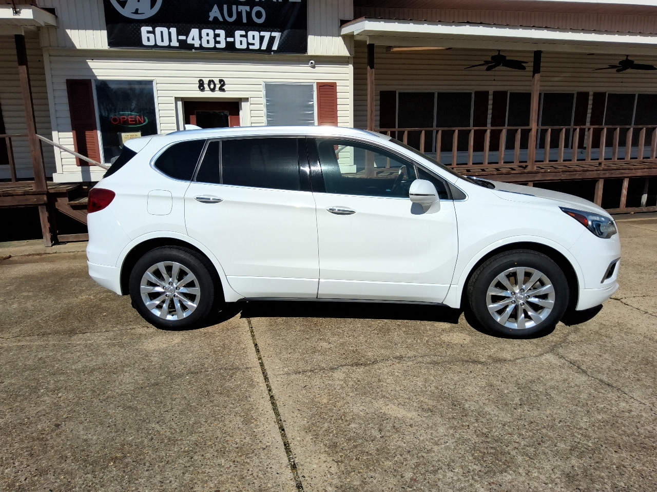Buick Envision FWD 4dr Essence 2017