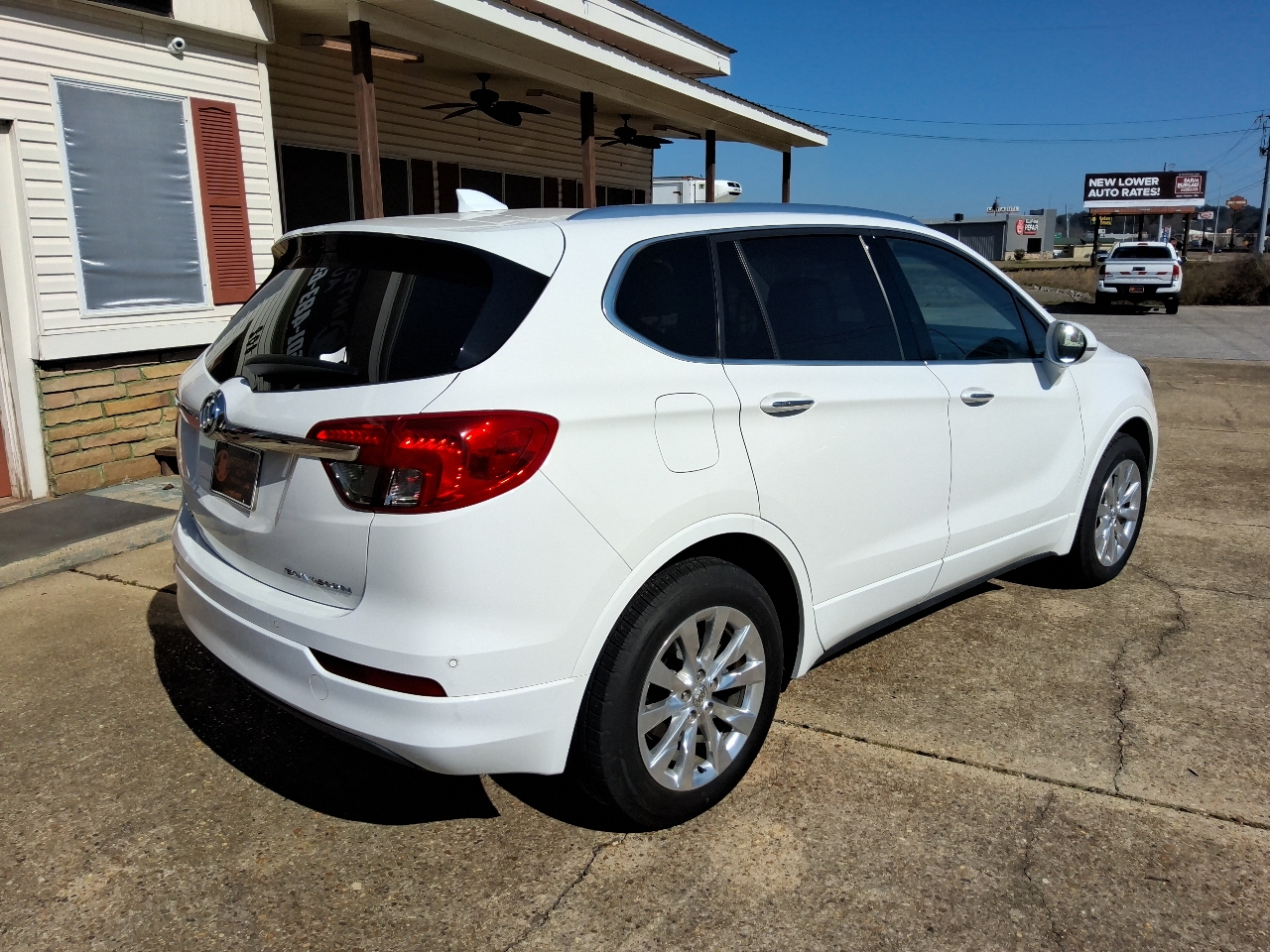 Buick Envision FWD 4dr Essence 2017