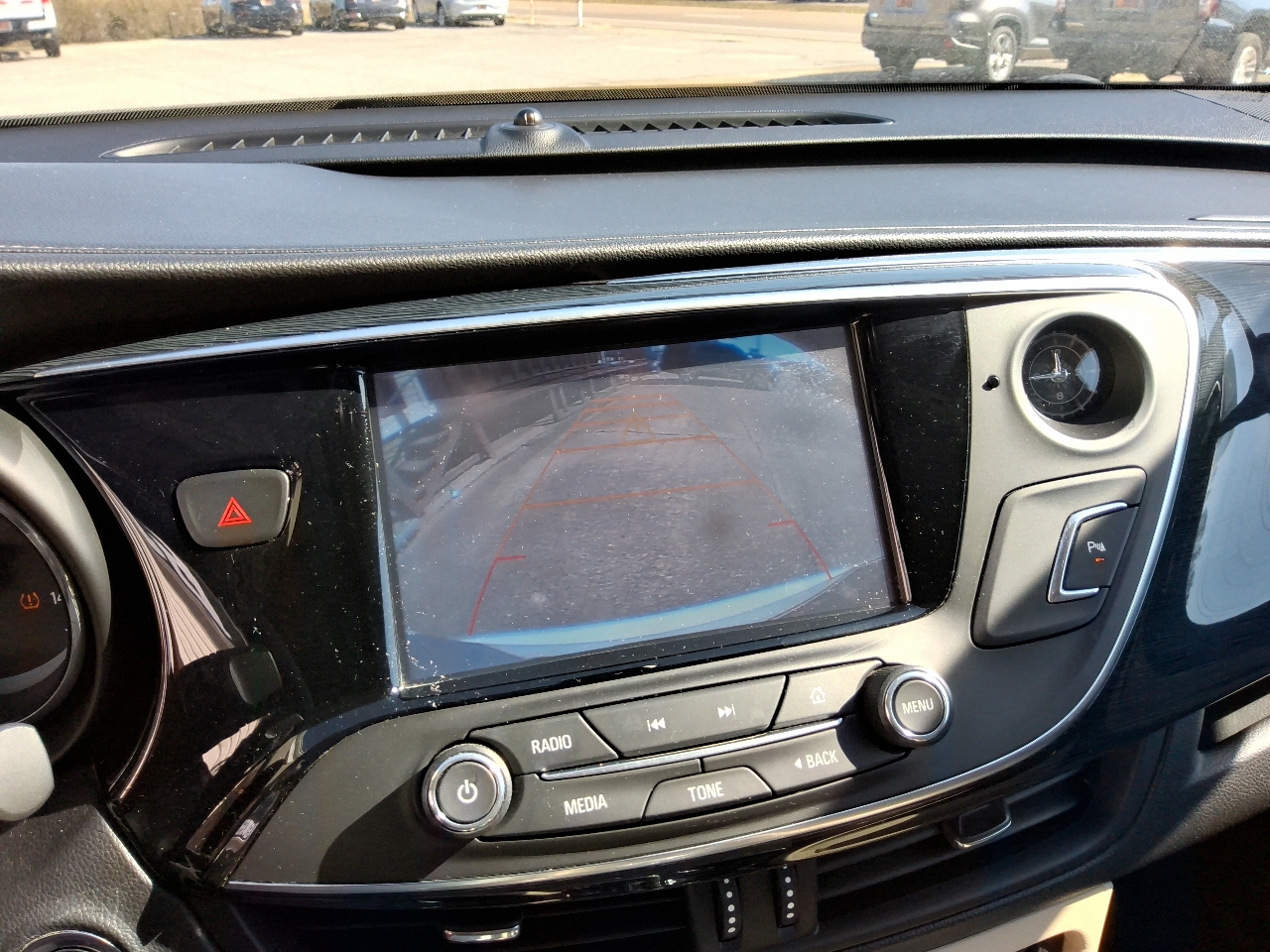 Buick Envision FWD 4dr Essence 2017