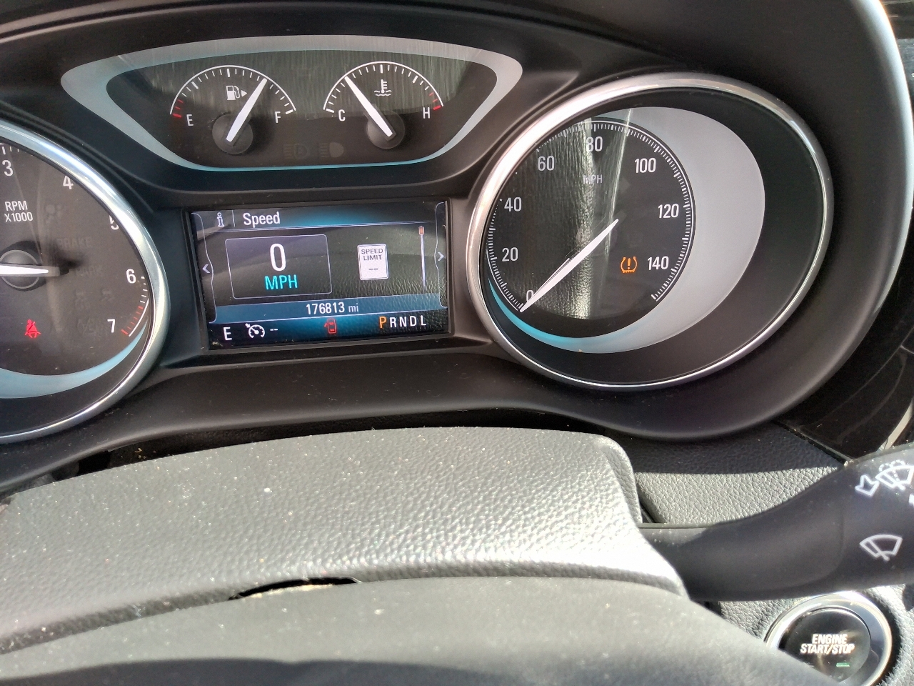 Buick Envision FWD 4dr Essence 2017