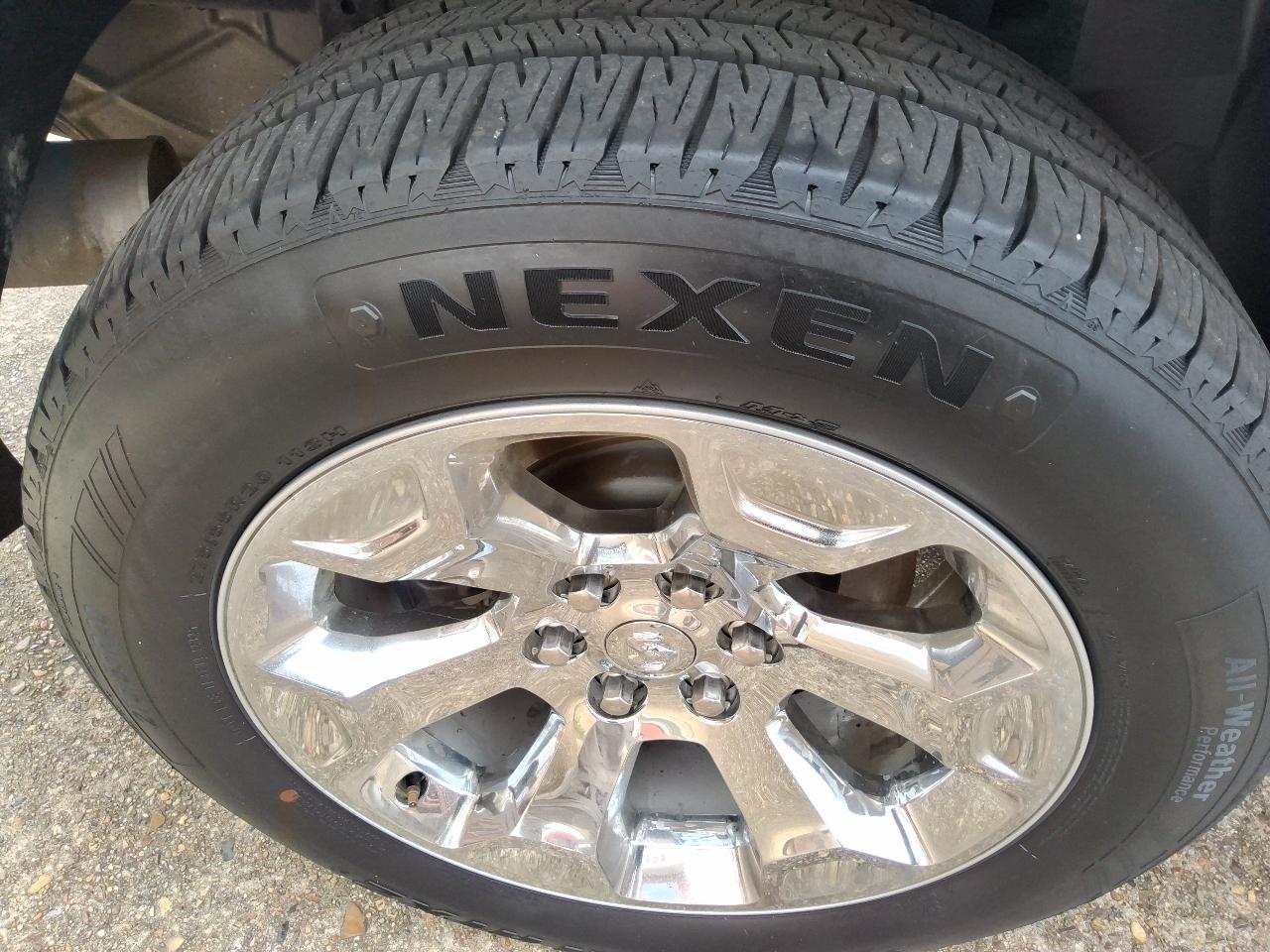 RAM 1500 Big Horn 4x4 Quad Cab 6'4" Box 2022