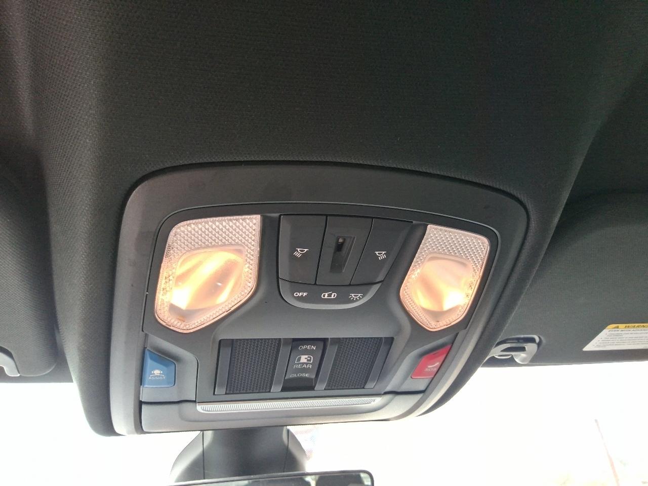 RAM 1500 Big Horn 4x4 Quad Cab 6'4" Box 2022