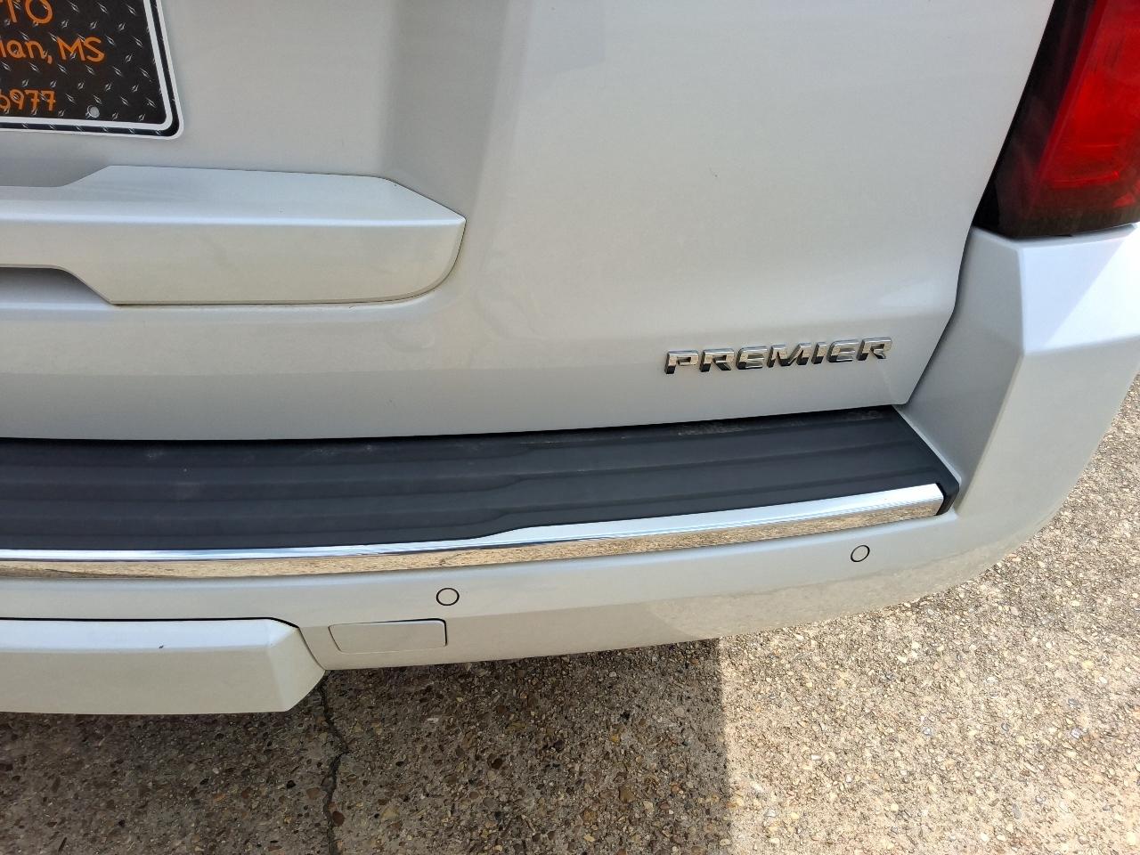 Chevrolet Suburban 2WD 4dr Premier 2020