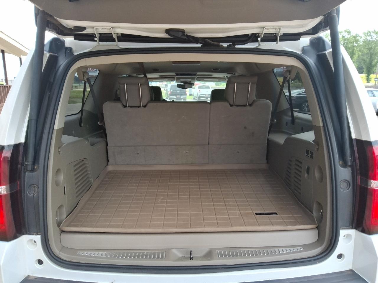 Chevrolet Suburban 2WD 4dr Premier 2020