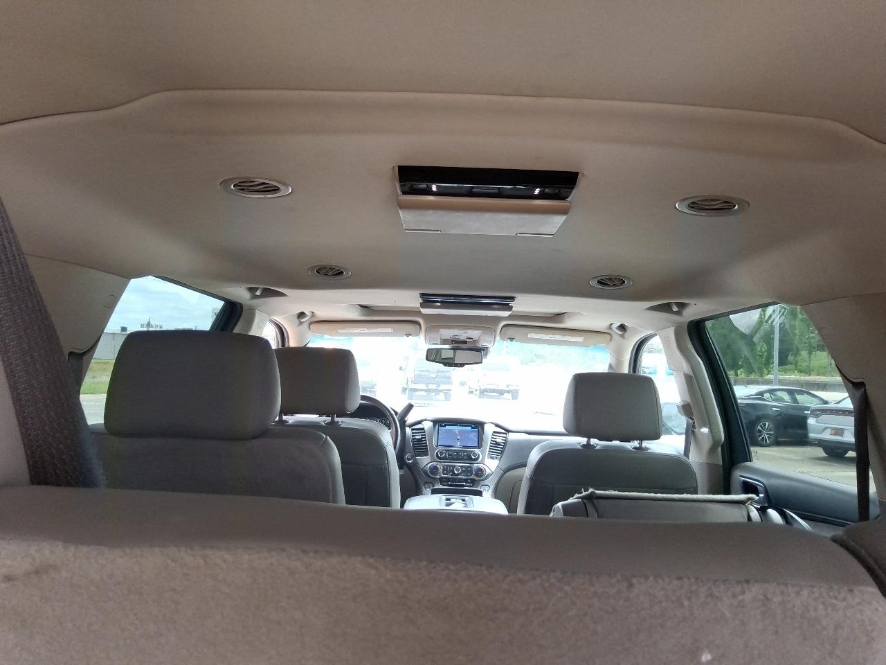 Chevrolet Suburban 2WD 4dr Premier 2020