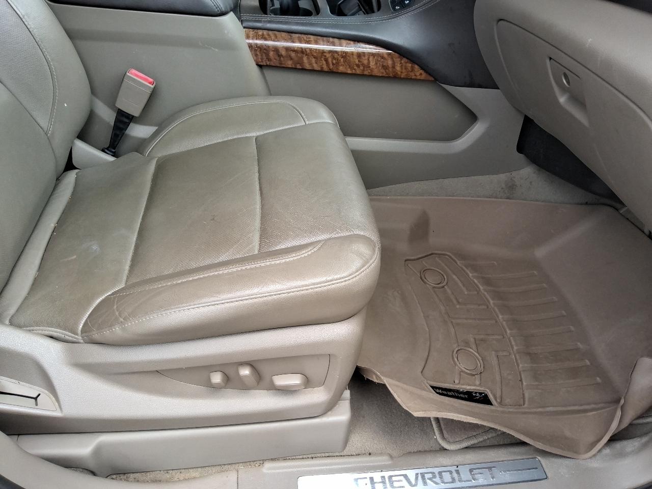 Chevrolet Suburban 2WD 4dr Premier 2020