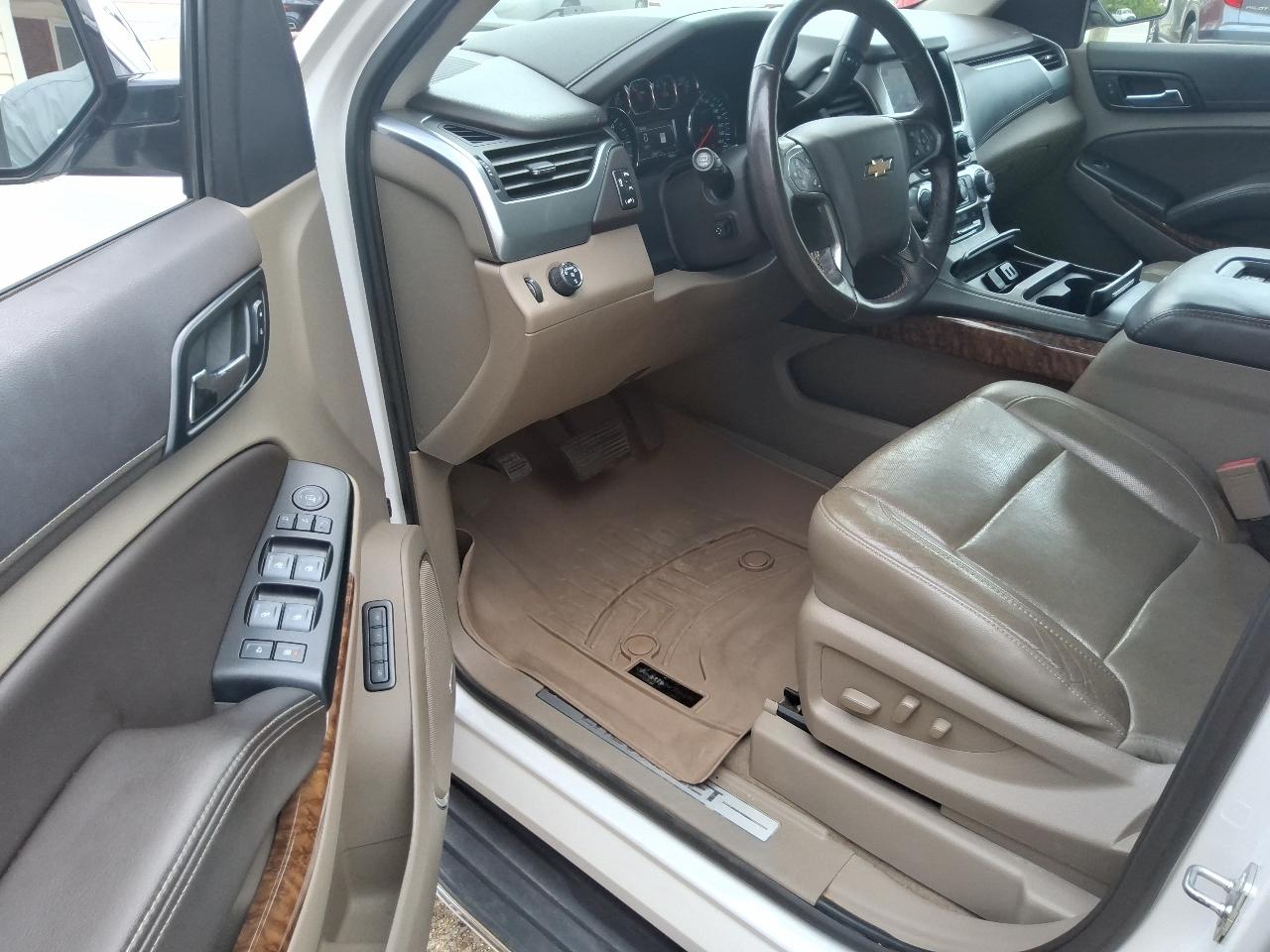 Chevrolet Suburban 2WD 4dr Premier 2020