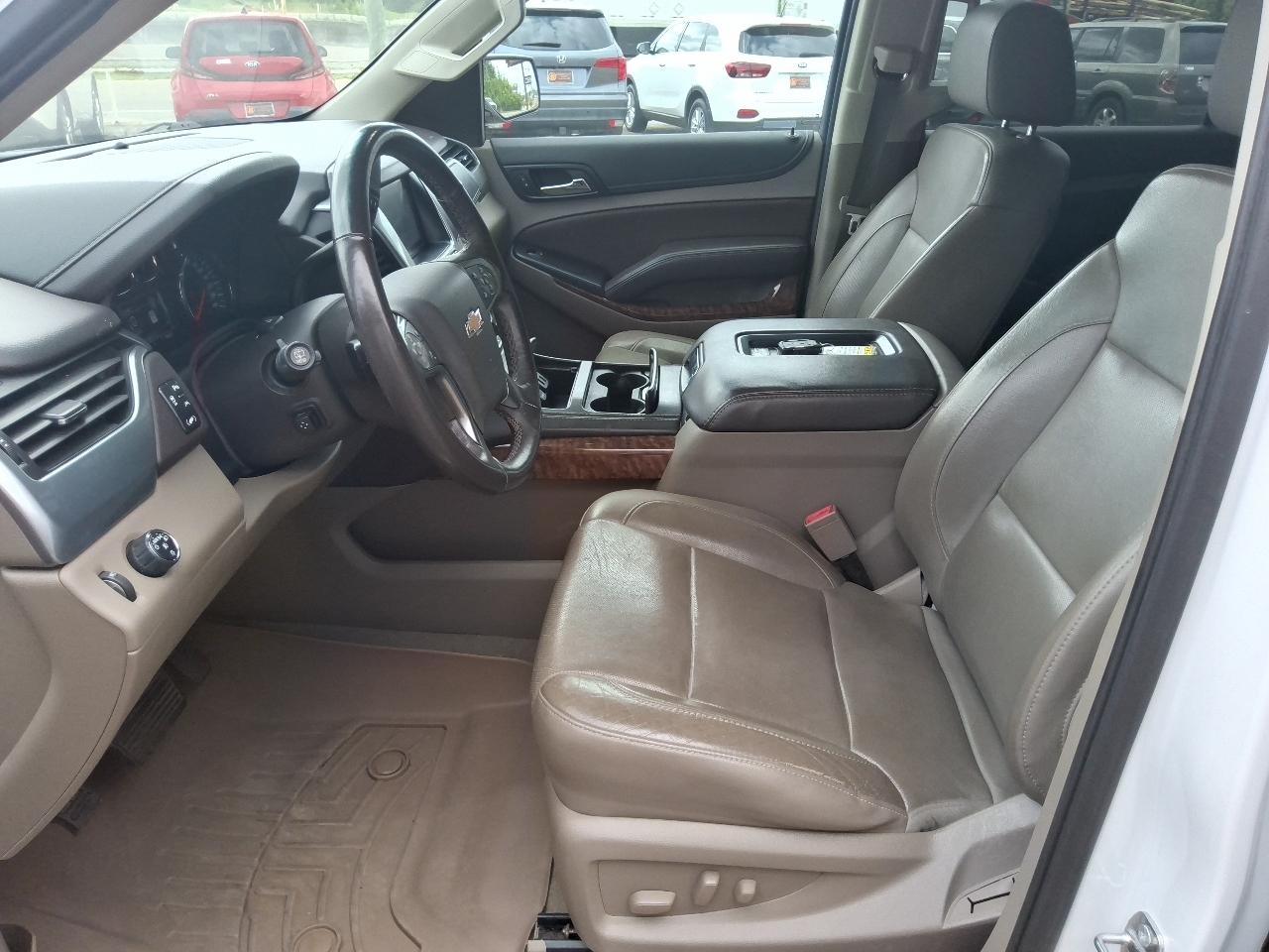 Chevrolet Suburban 2WD 4dr Premier 2020