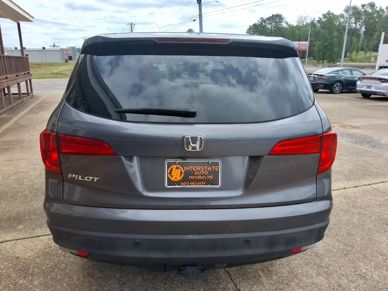 Honda Pilot EX-L w/Navigation 2WD 2017