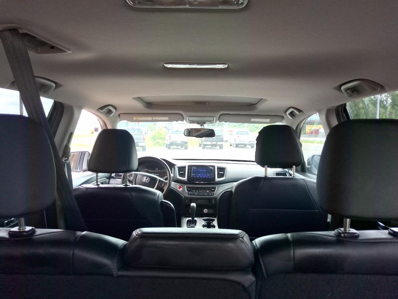 Honda Pilot EX-L w/Navigation 2WD 2017