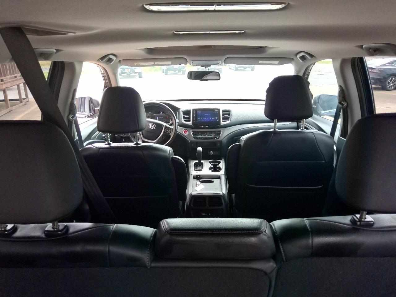 Honda Pilot EX-L w/Navigation 2WD 2017