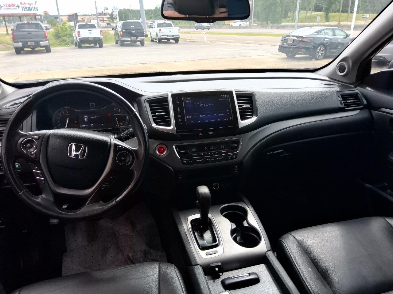 Honda Pilot EX-L w/Navigation 2WD 2017