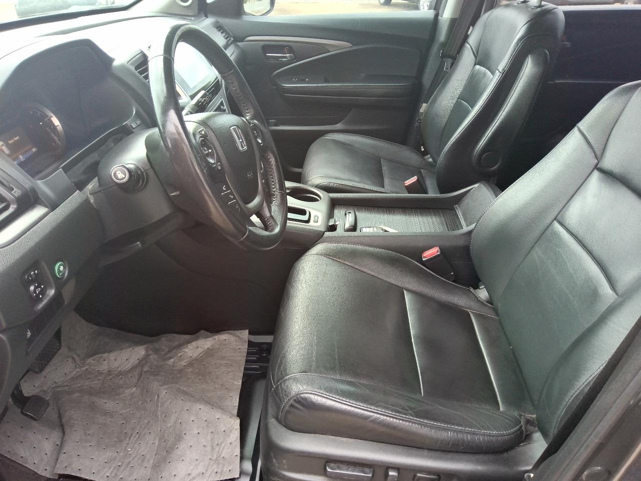 Honda Pilot EX-L w/Navigation 2WD 2017