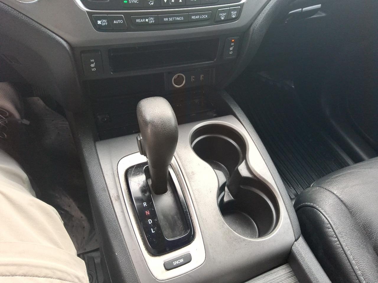 Honda Pilot EX-L w/Navigation 2WD 2017