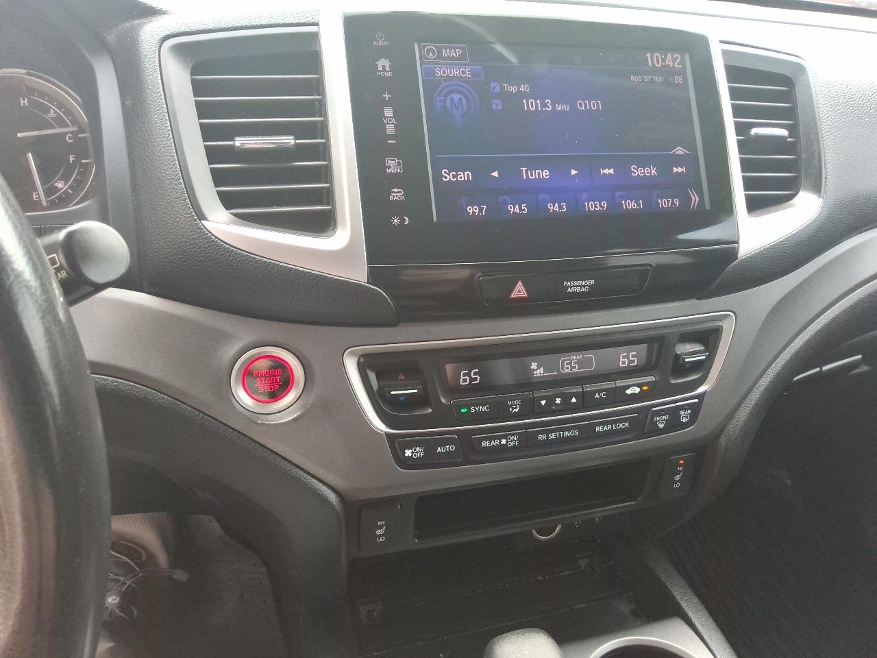 Honda Pilot EX-L w/Navigation 2WD 2017