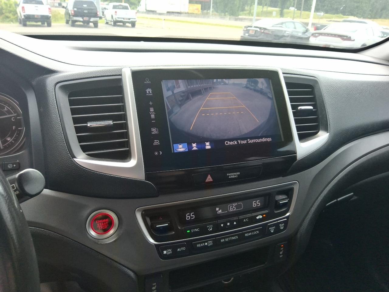 Honda Pilot EX-L w/Navigation 2WD 2017