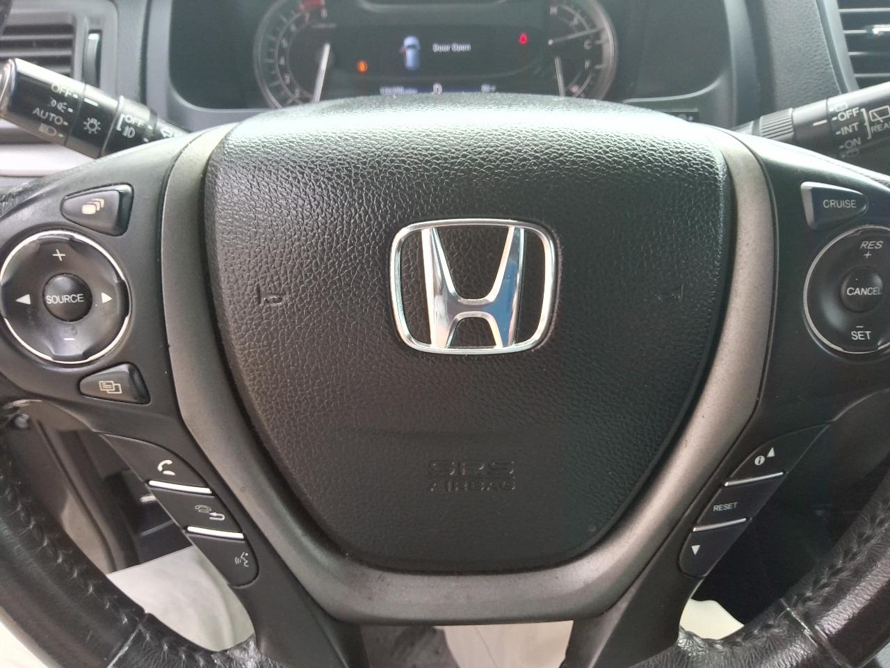 Honda Pilot EX-L w/Navigation 2WD 2017