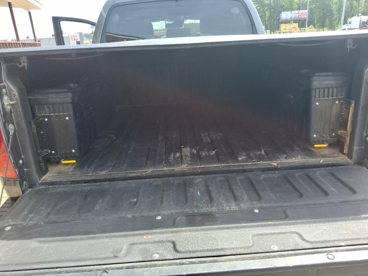 Toyota Tundra 4WD 1794 Edition CrewMax 5.5' Bed 5.7L FFV (Natl) 2018