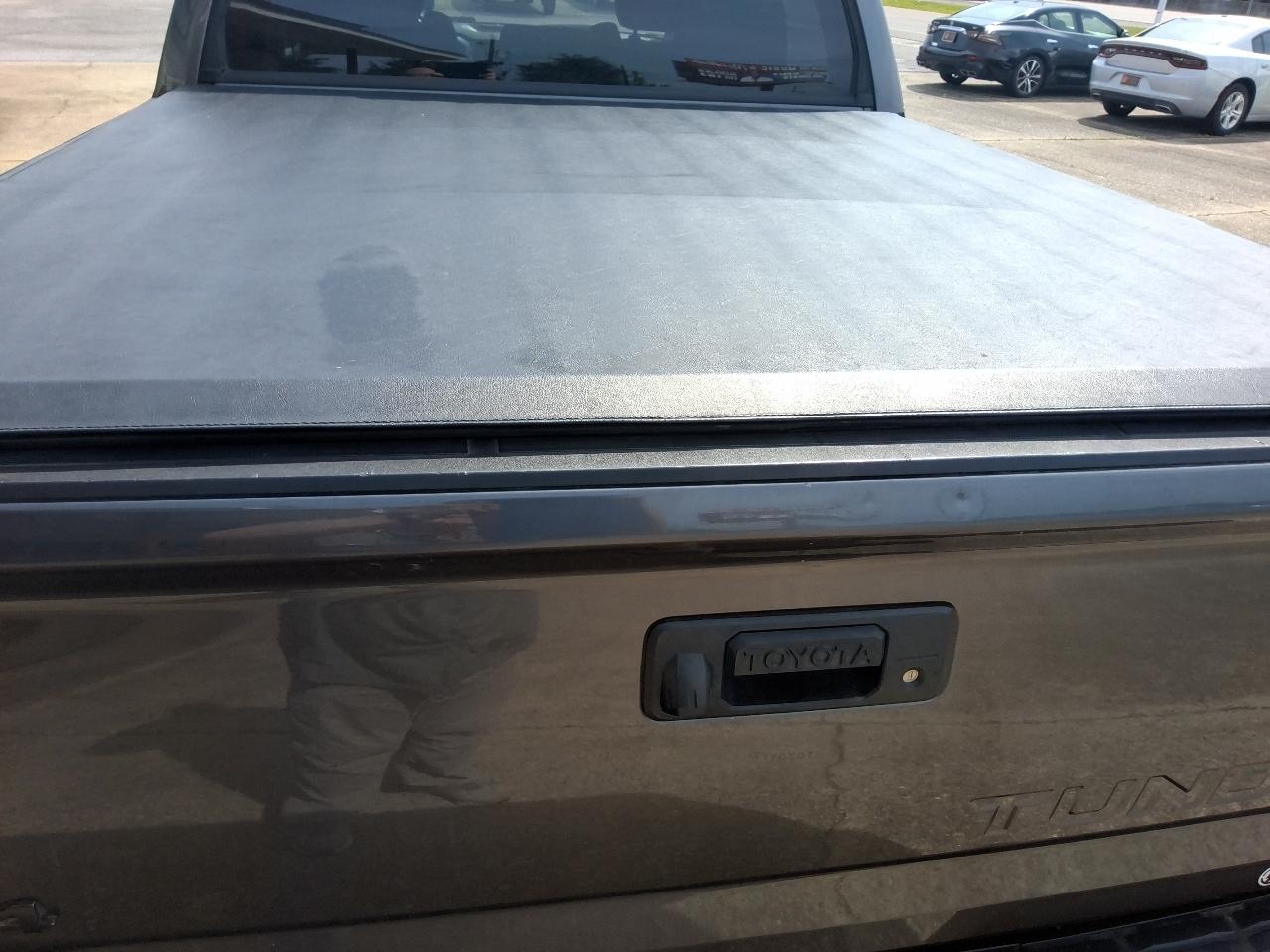 Toyota Tundra 4WD 1794 Edition CrewMax 5.5' Bed 5.7L FFV (Natl) 2018