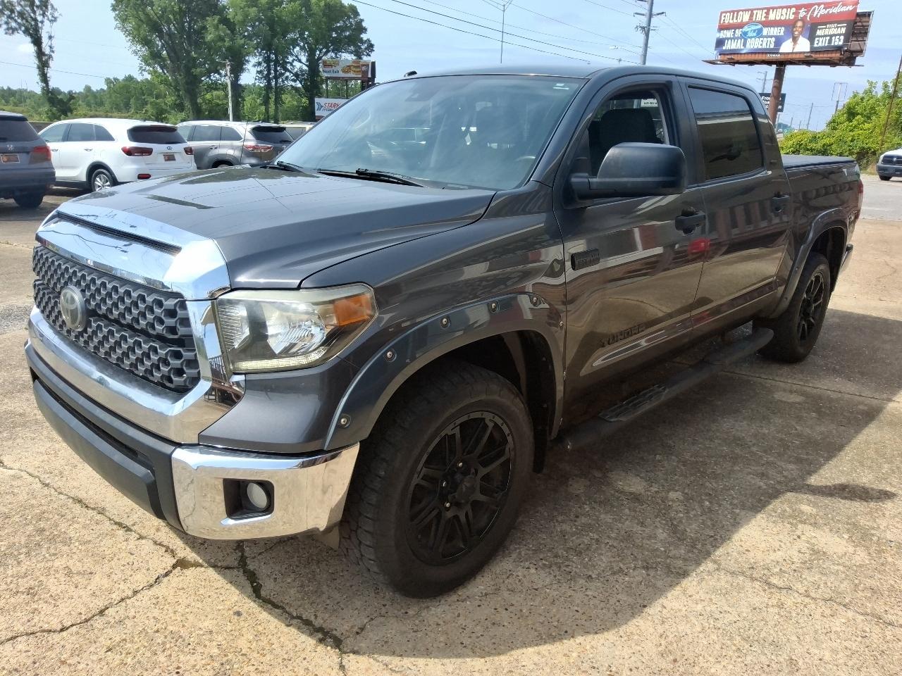 Toyota Tundra 4WD 1794 Edition CrewMax 5.5' Bed 5.7L FFV (Natl) 2018