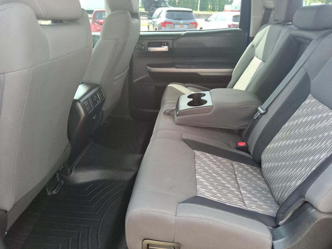Toyota Tundra 4WD 1794 Edition CrewMax 5.5' Bed 5.7L FFV (Natl) 2018