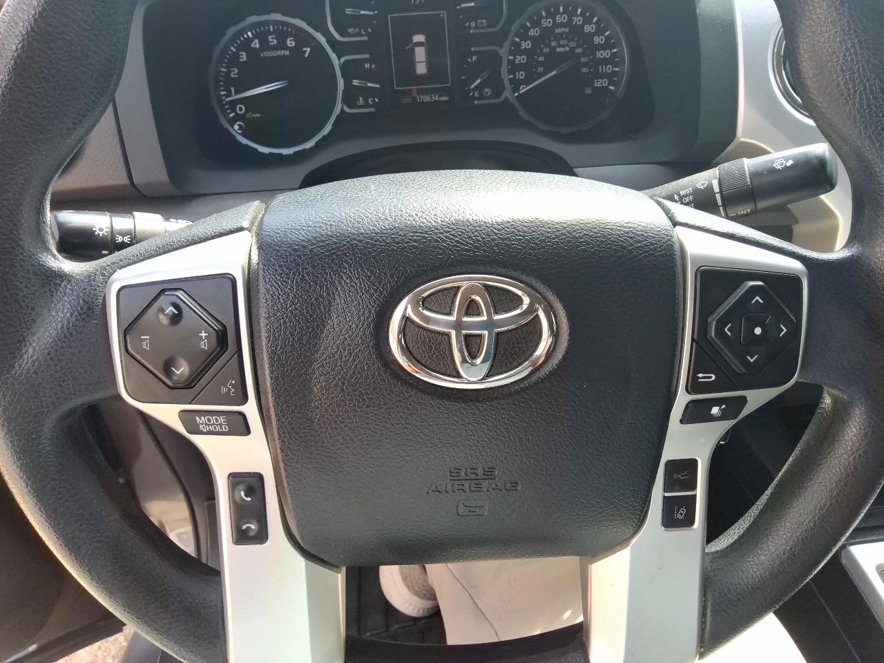 Toyota Tundra 4WD 1794 Edition CrewMax 5.5' Bed 5.7L FFV (Natl) 2018