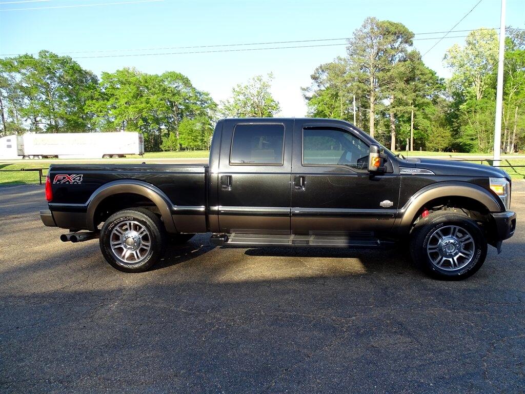 Ford Super Duty F-250 SRW 4WD Crew Cab 172" King Ranch 2015