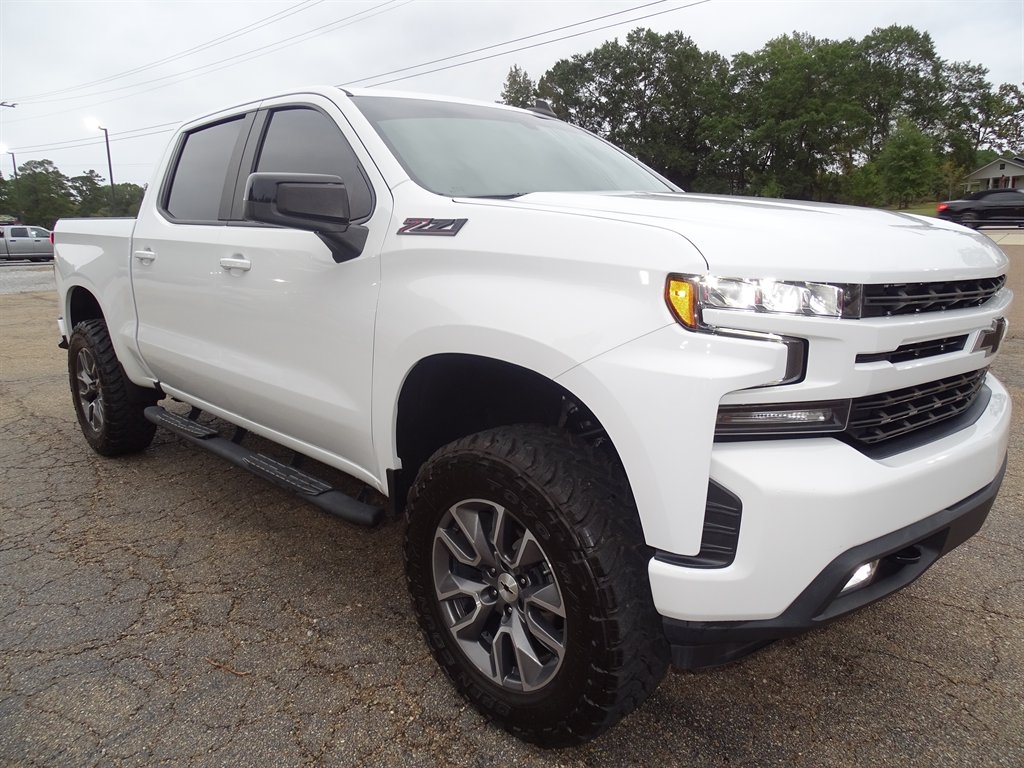 Chevrolet Silverado 1500 4WD Crew Cab 147" RST 2020 Chevrolet Silverado 1500 4WD Crew Cab 147" RST 2020