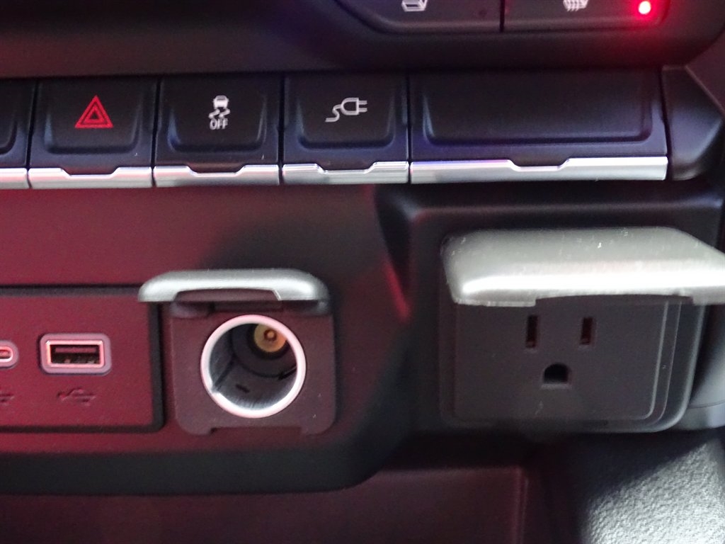 Chevrolet Silverado 1500 4WD Crew Cab 147" RST 2020 Chevrolet Silverado 1500 4WD Crew Cab 147" RST 2020