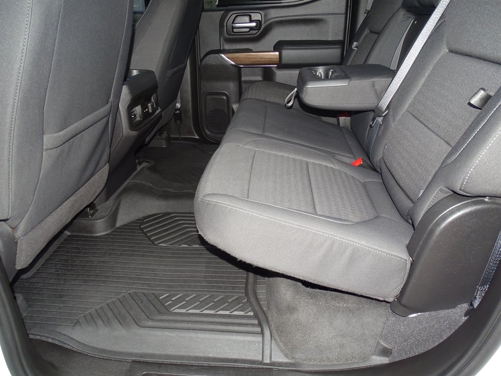 Chevrolet Silverado 1500 4WD Crew Cab 147" RST 2020 Chevrolet Silverado 1500 4WD Crew Cab 147" RST 2020