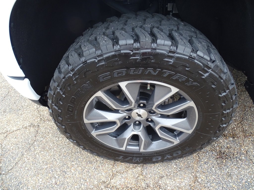 Chevrolet Silverado 1500 4WD Crew Cab 147" RST 2020 Chevrolet Silverado 1500 4WD Crew Cab 147" RST 2020