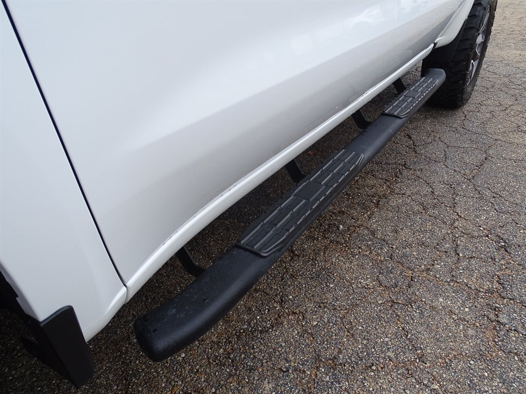 Chevrolet Silverado 1500 4WD Crew Cab 147" RST 2020 Chevrolet Silverado 1500 4WD Crew Cab 147" RST 2020