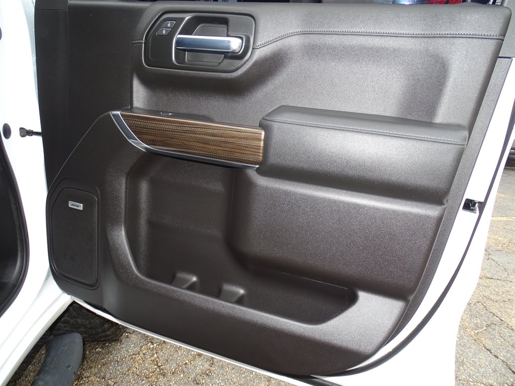 Chevrolet Silverado 1500 4WD Crew Cab 147" RST 2020