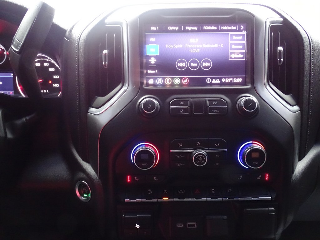 Chevrolet Silverado 1500 4WD Crew Cab 147" RST 2020